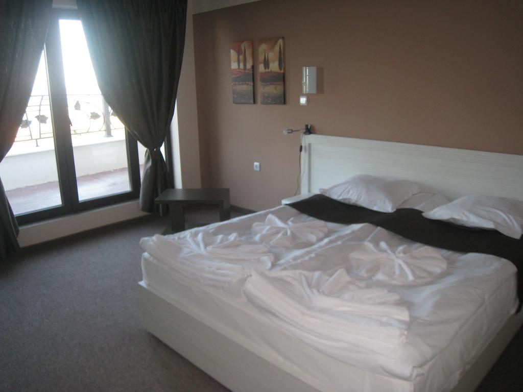 Milano 3*