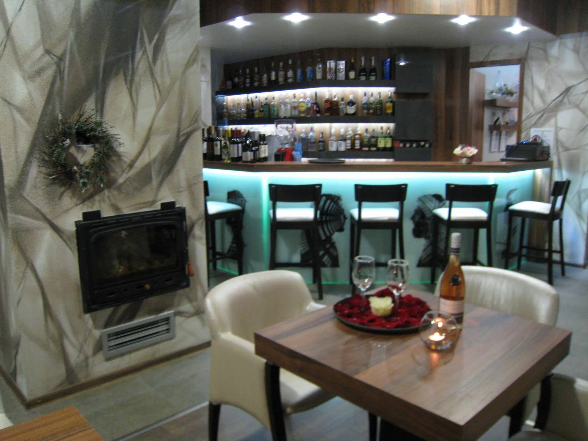 Milano 3*