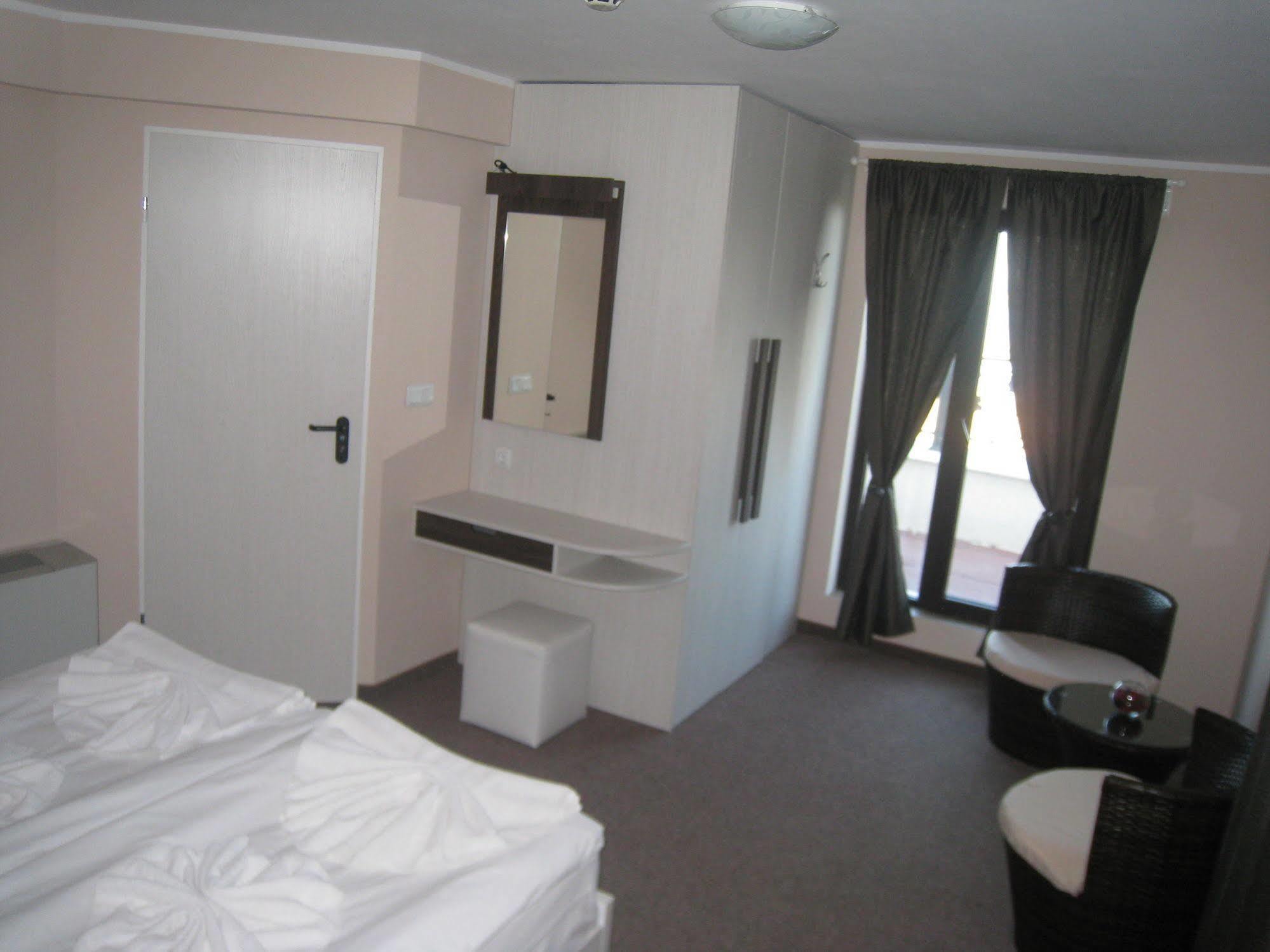 Milano Hotel 3*