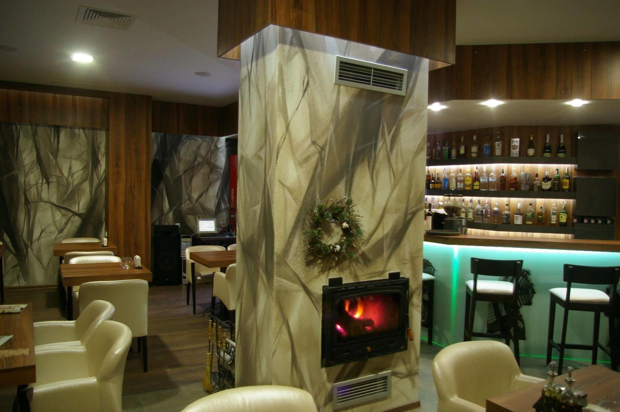 Milano 3* Burgas City
