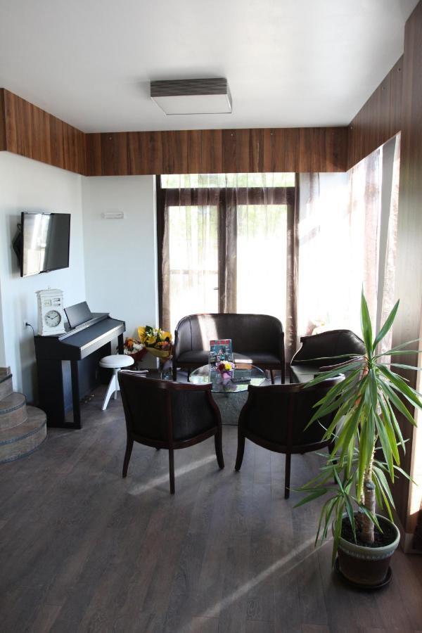 Milano 3* Burgas City